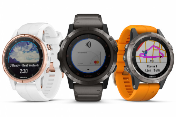 Nová série hodinek Fénix 5 plus: Všechny modely dostaly hudbu a mapy! | Život s Garminem